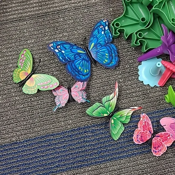 Build-A-Garden Set - Picture 5 of 7